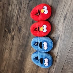 2 pairs Elmo and Cookie Monster toddler slippers 5/6